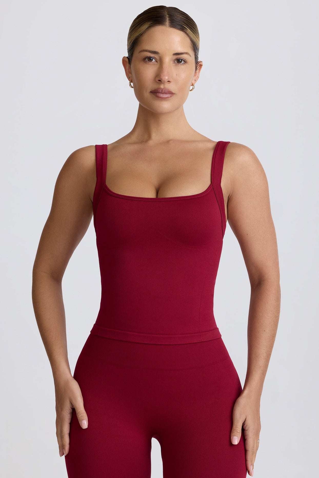 Super Sculpt Seamless Longline Tank Top in Burgundy