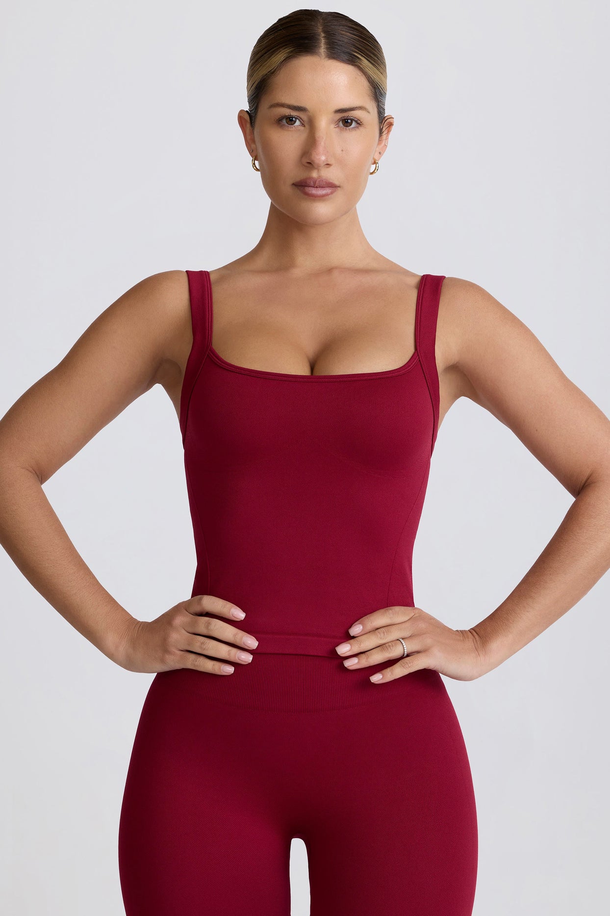 Super Sculpt Seamless Longline Tank Top in Burgundy