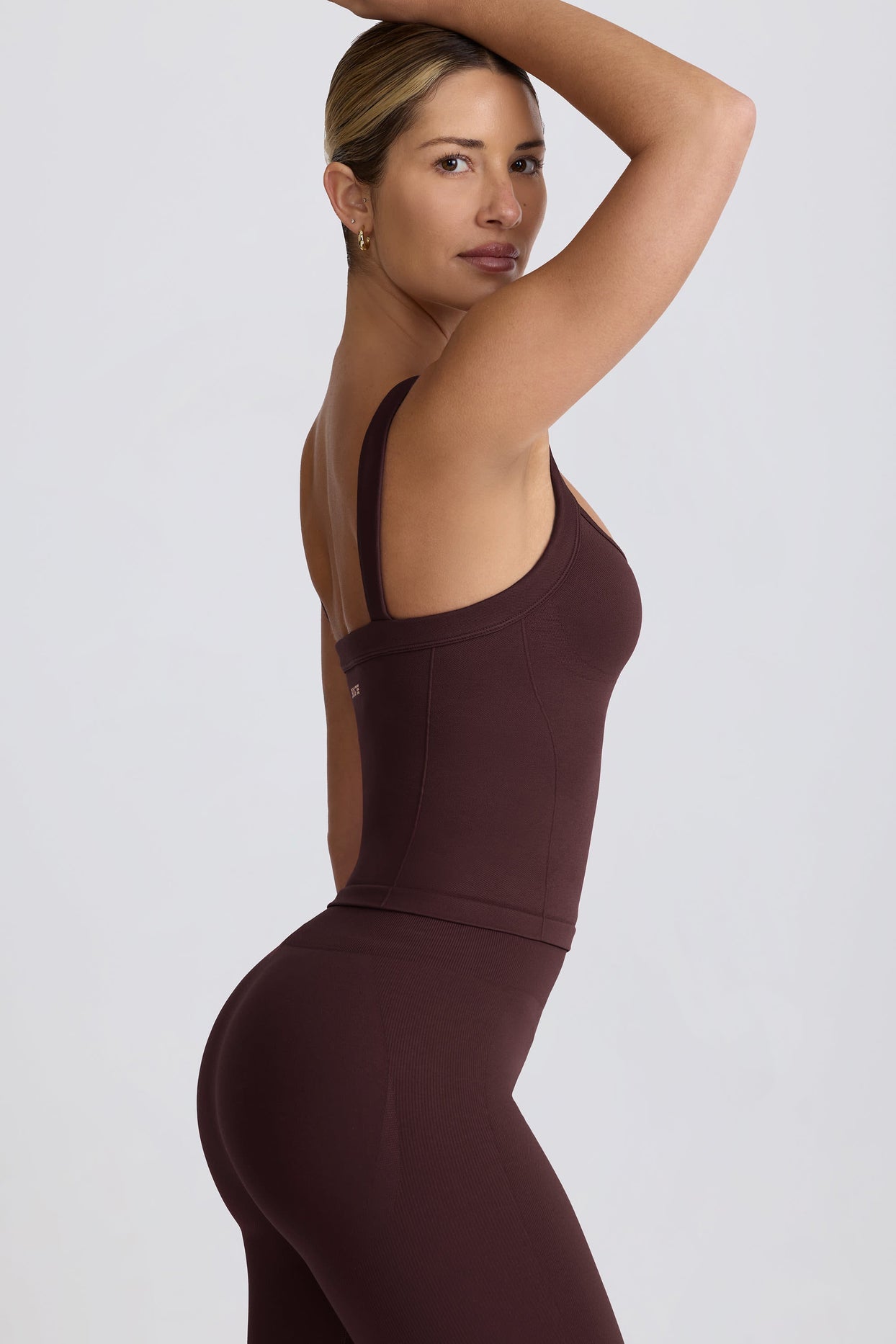 Super Sculpt Seamless Longline Tank Top in Chocolate