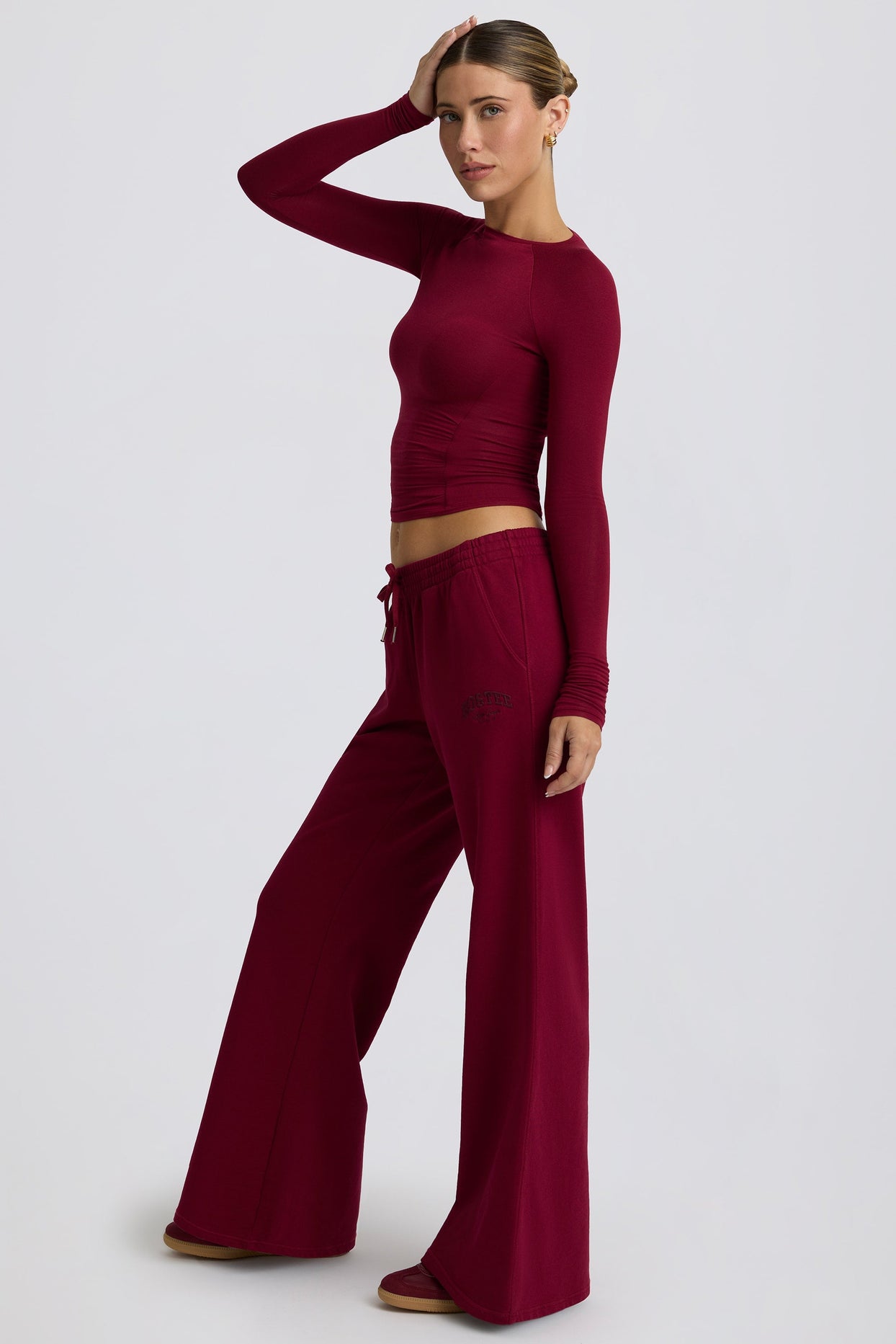 Low-Rise Wide-Leg Joggers in Burgundy