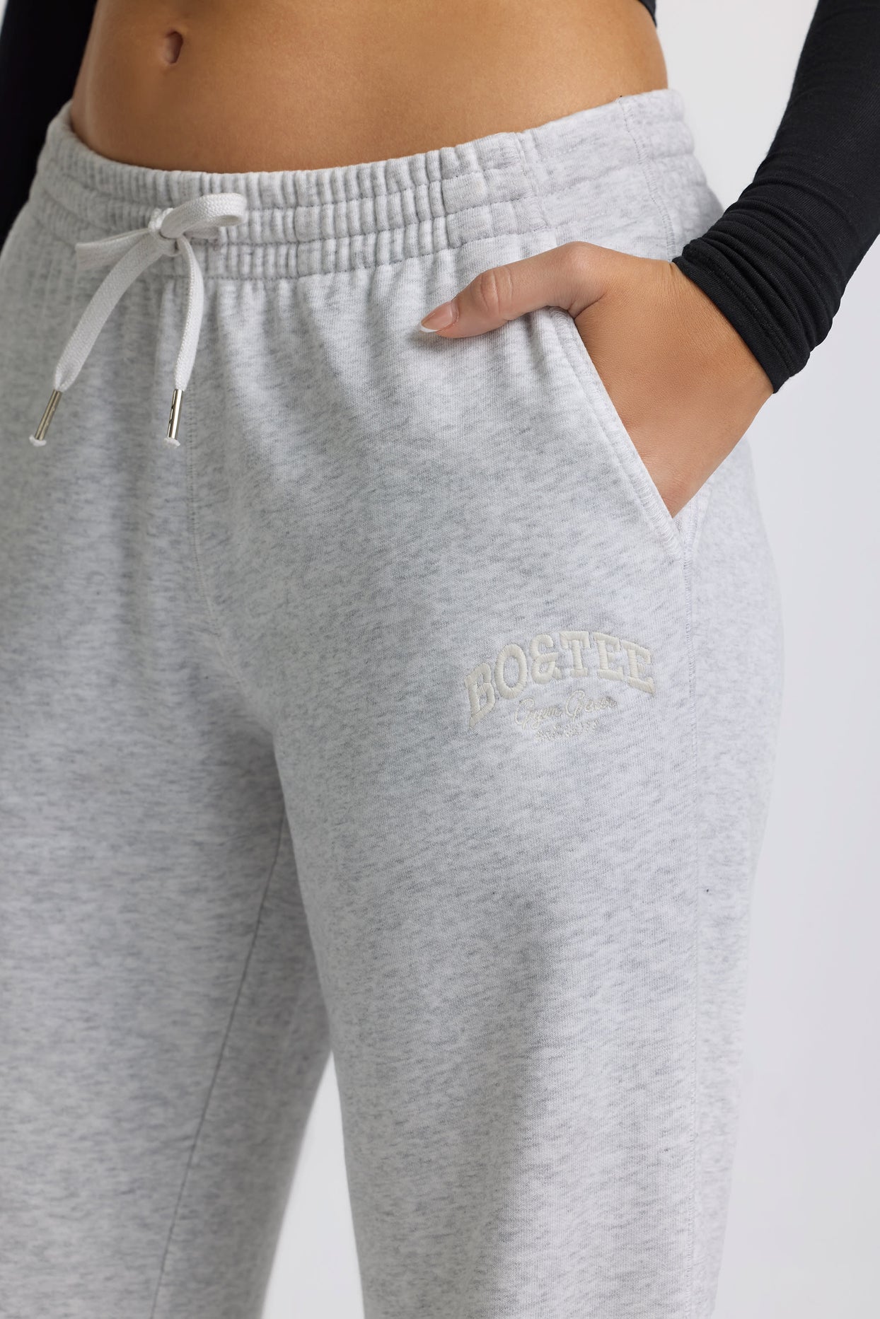 Low-Rise Wide-Leg Joggers in Grey Marl