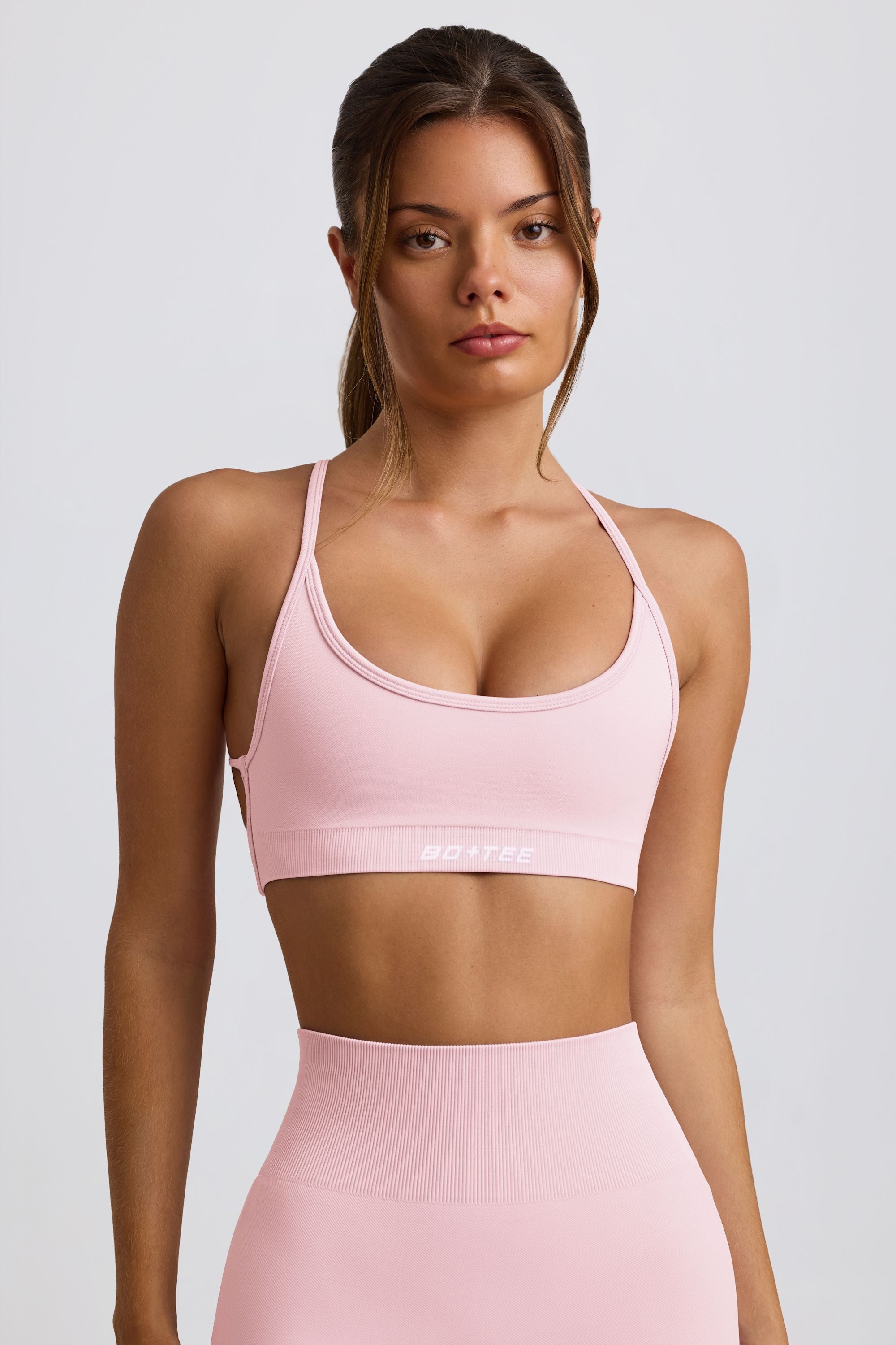 Super Sculpt Seamless Backless Sports Bra in Powder Pink - 2