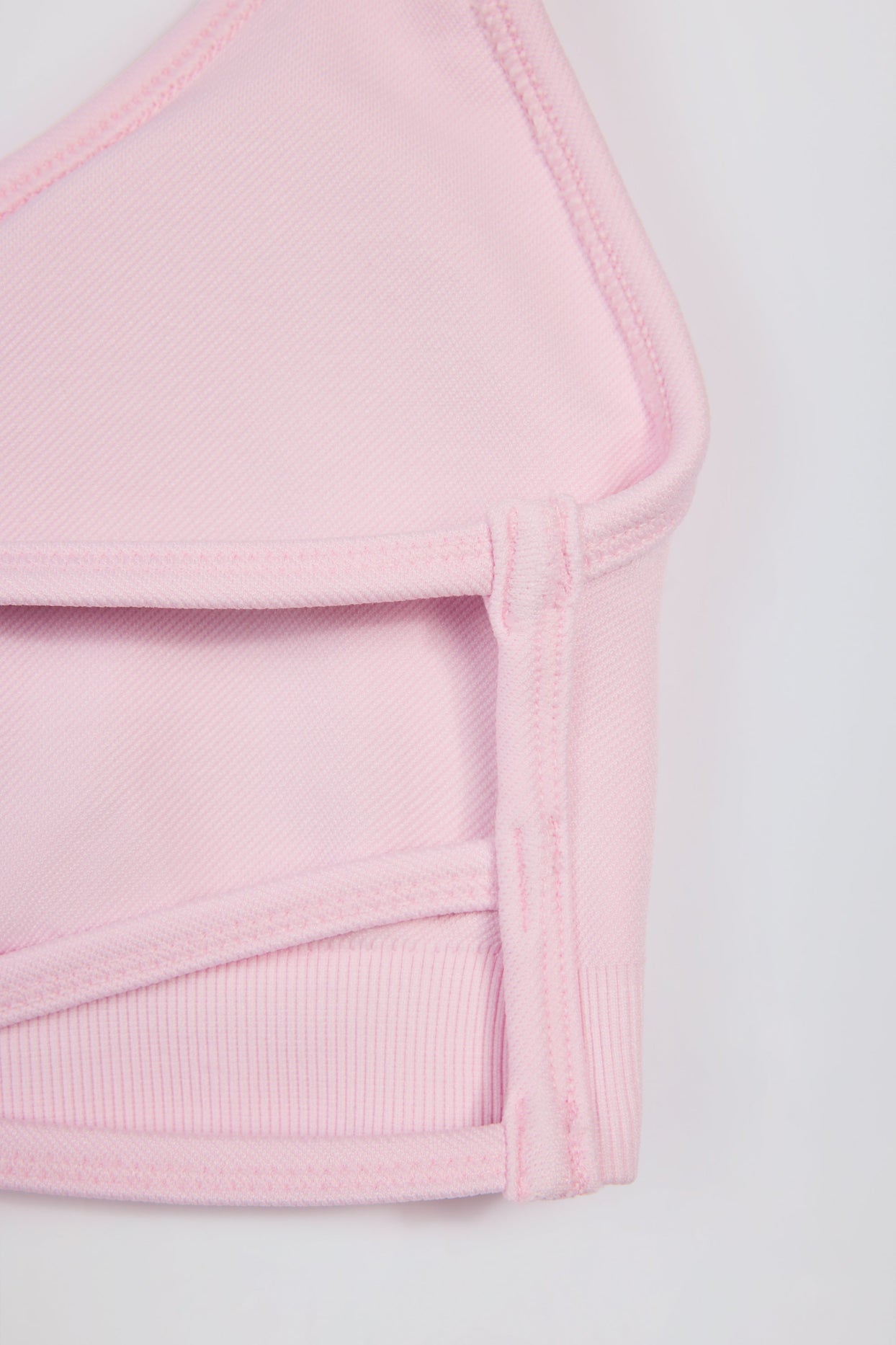 Super Sculpt Seamless Backless Sports Bra in Powder Pink