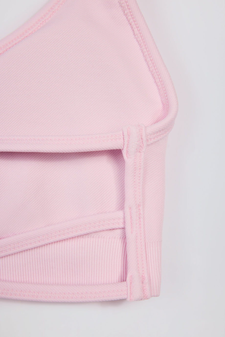 Super Sculpt Seamless Backless Sports Bra in Powder Pink