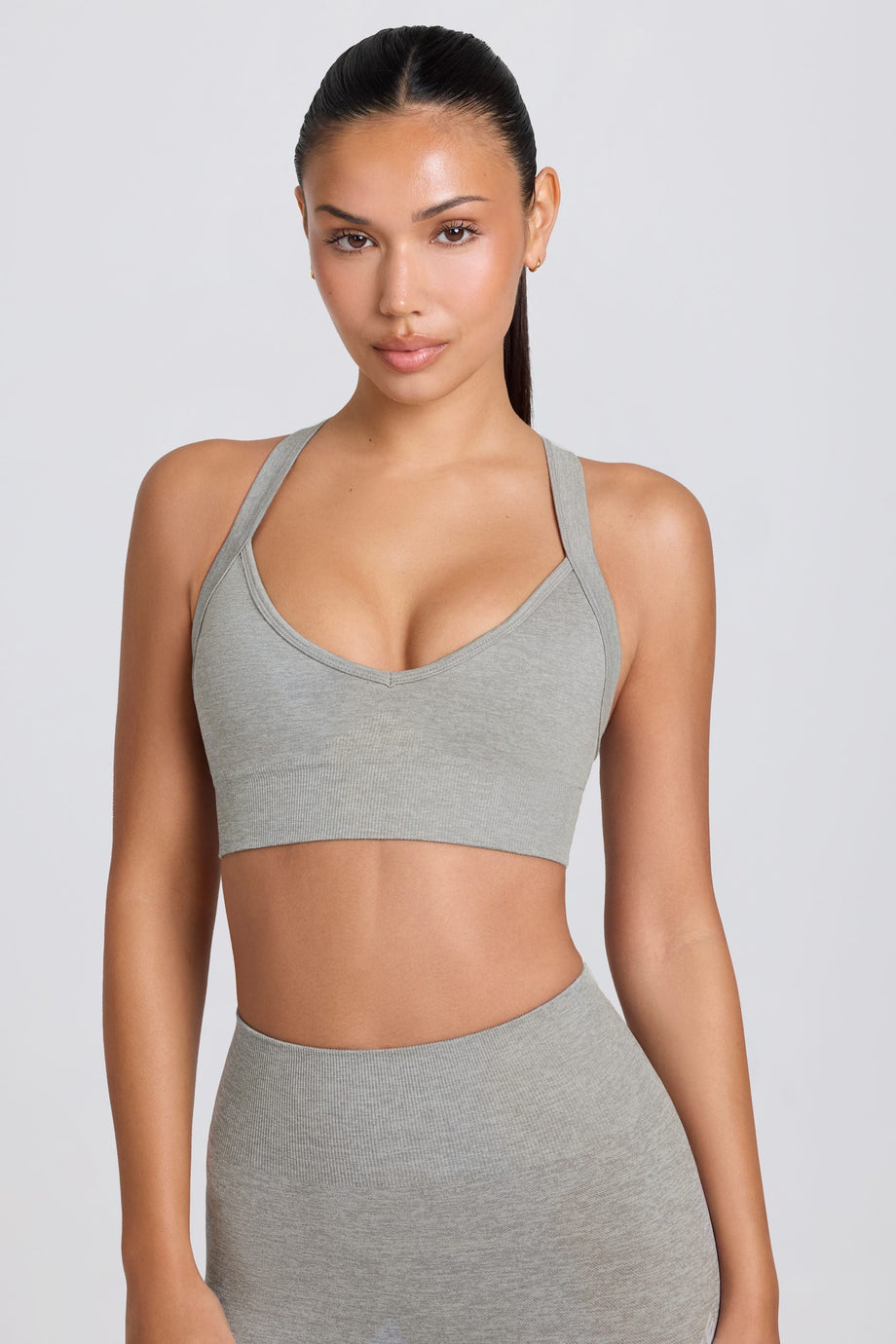 Super Sculpt Seamless Cross-Back Sports Bra in Grey Marl
