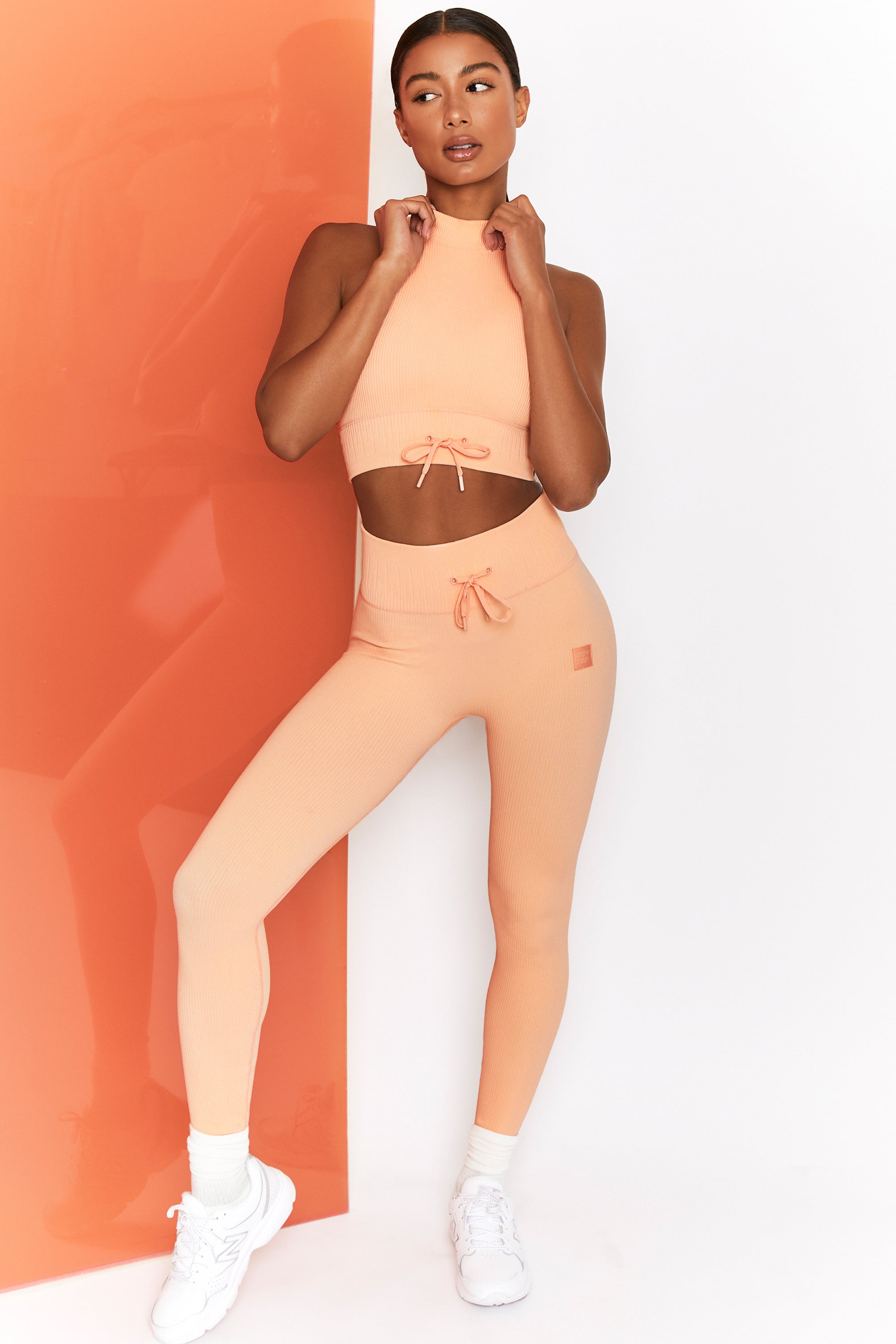 Peach workout leggings online